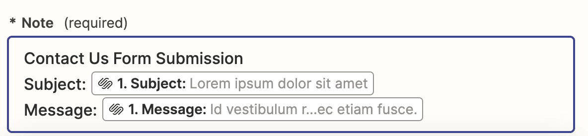 Captura de ecrã que mostra onde escolhe os campos a incluir na nota que é adicionada ao contacto no Capsule