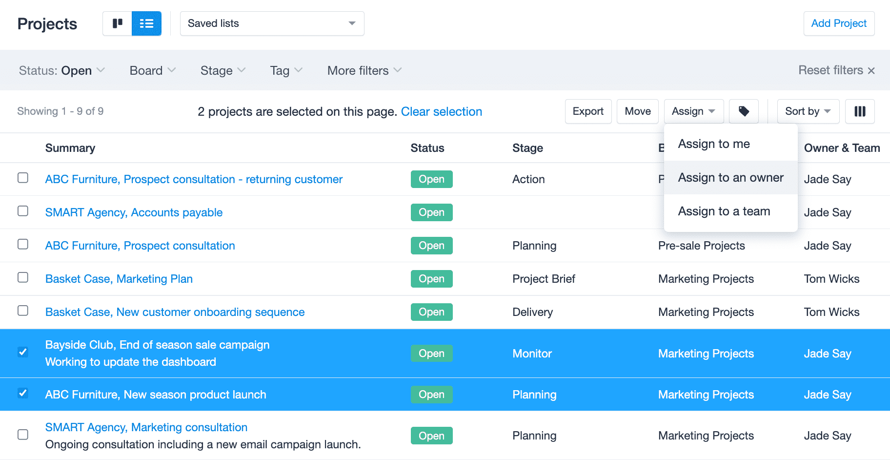 two projects are selected in the list view and the option to assign an owner is displayed